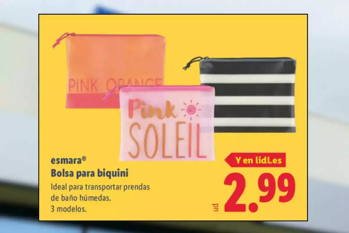 Tres bolsas para biquini de diferentes diseños y colores sobre un fondo amarillo, con el precio de 2,99 euros y la marca Esmara Tres bolsas para biquini de diferentes diseños y colores sobre un fondo amarillo, con el precio de 2,99 euros y la marca Esmara
