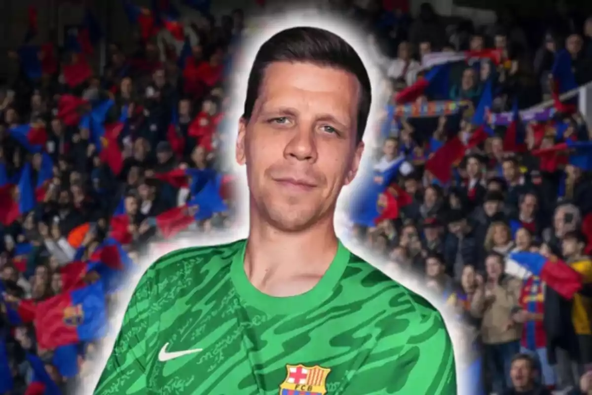Portero con uniforme verde del FC Barcelona posando frente a una multitud de aficionados con banderas azulgranas