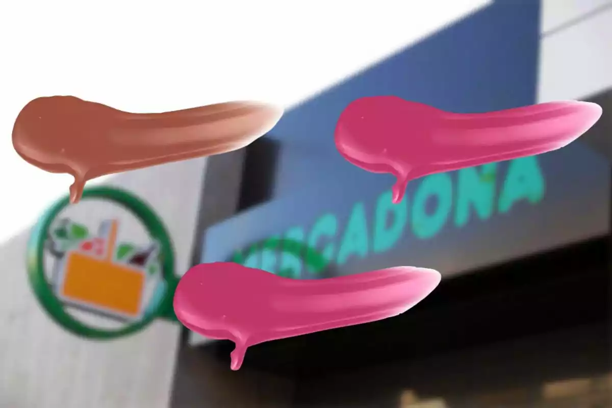 Tres muestras de esmalte de uñas en tonos marrón y rosa sobre el fondo de la entrada de un supermercado Mercadona desenfocado. Tres muestras de esmalte de uñas en tonos marrón y rosa sobre el fondo de la entrada de un supermercado Mercadona desenfocado.