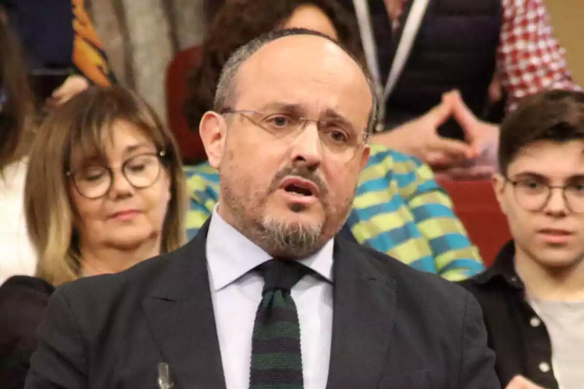 Alejandro Fernández durante una intervención en el Parlament de Cataluña