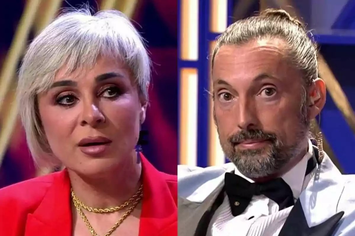 Dos personas están en De Viernes, Ana María Aldón con cabello corto y rubio platino lleva un traje rojo y un collar dorado, mientras que José Antonio León con barba y cabello recogido en un moño viste un esmoquin con pajarita negra.