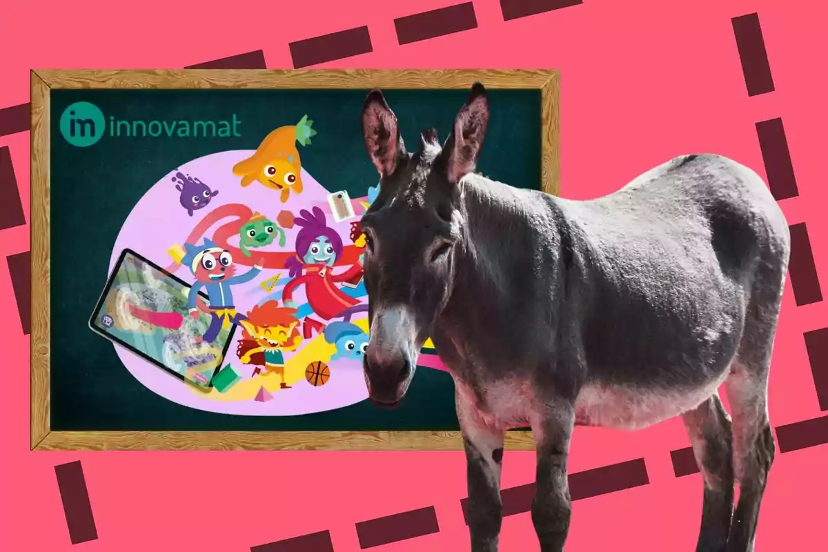 Un burro frente a una pizarra con dibujos coloridos y el logo de Innovamat.