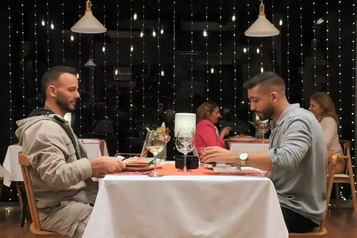 Captura de Charles y Daniel en 'First Dates'