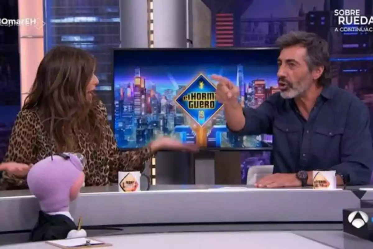 Captura de Nuria Roca y Juan del Val discutiendo en 'El Hormiguero'