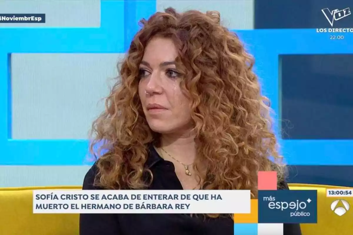Captura de Sofía Cristo llorando en el programa 'Espejo Público' del viernes 24 de noviembre