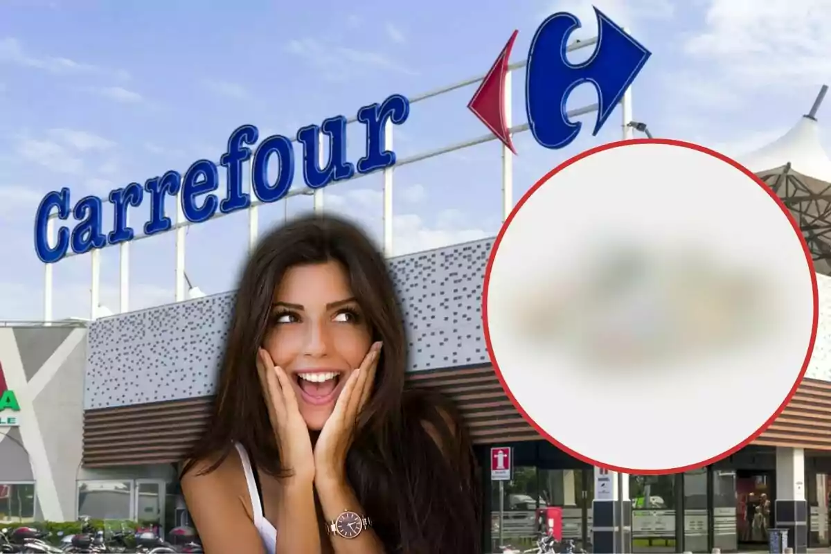 Mujer sonriente con las manos en las mejillas frente a una tienda Carrefour con un círculo borroso en la esquina derecha.