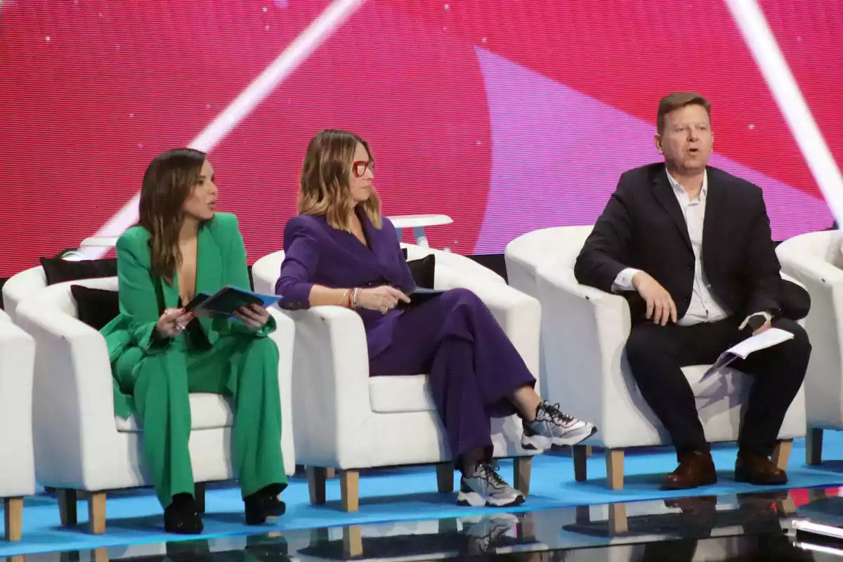 Chenoa y Noemí Galera durante la presentación de 'Operación Triunfo' 2023 Chenoa y Noemí Galera durante la presentación de 'Operación Triunfo' 2023