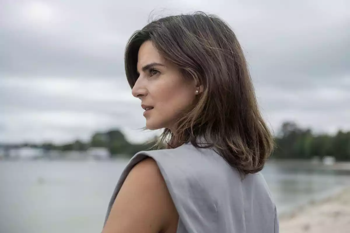 Fotografía de Clara Lago como protagonista de Clanes de Netflix