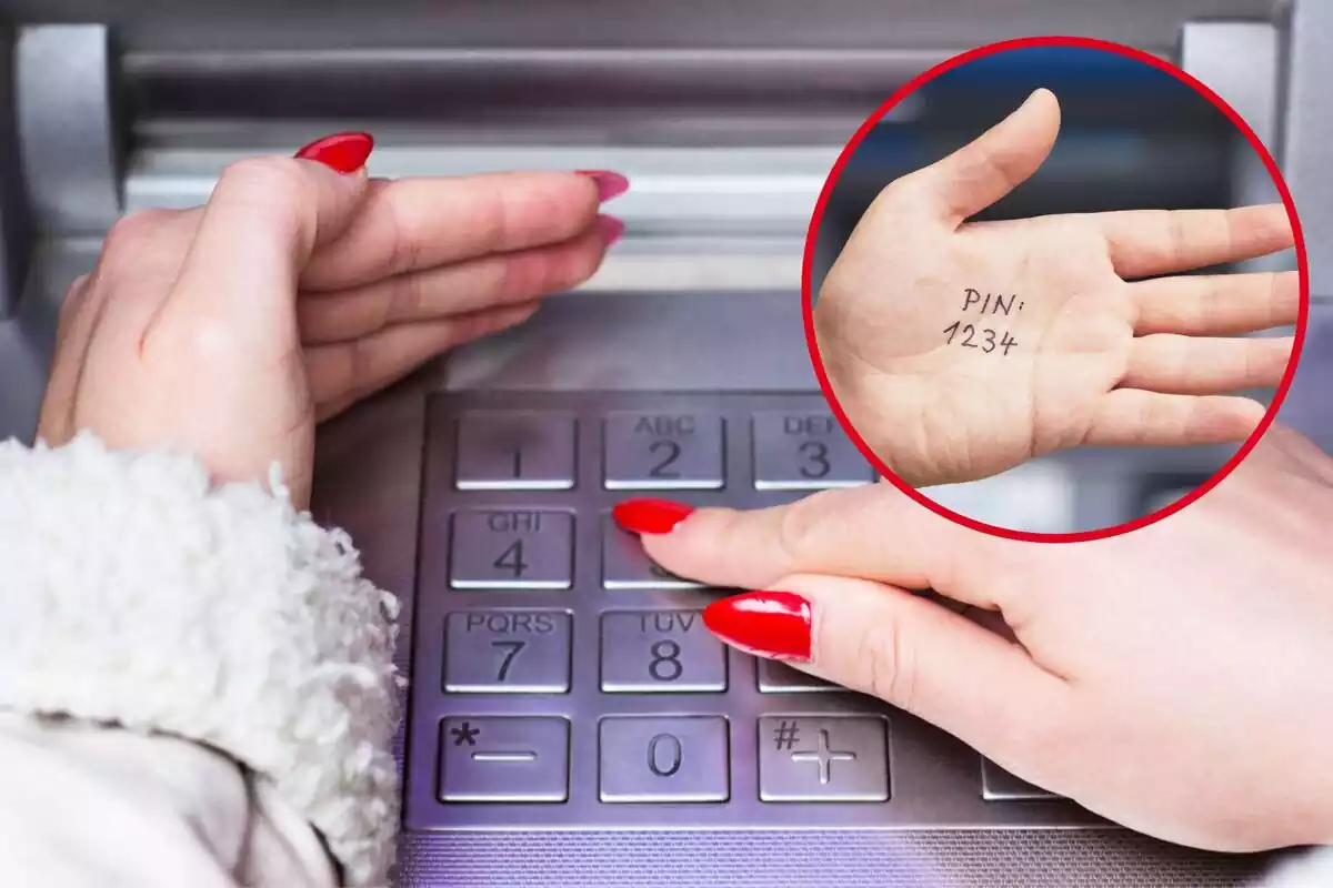Una mujer marca en el teclado de un cajero, y en el círculo, una mano con un PIN