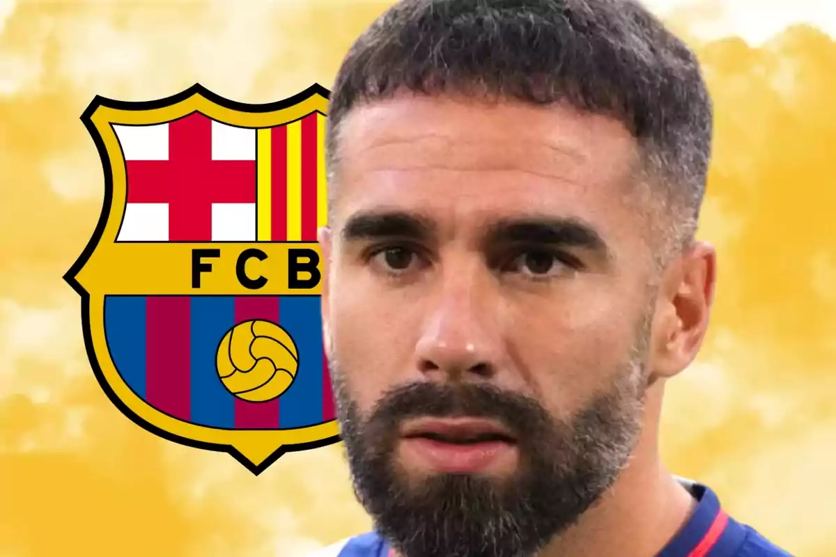 Hombre con barba frente al escudo del FC Barcelona sobre un fondo amarillo.