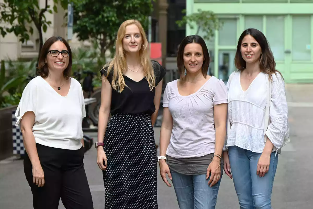 De izquierda a derecha: Fátima Crispi, Sara Castro-Barquero, Francesca Crovetto e Irene Casas