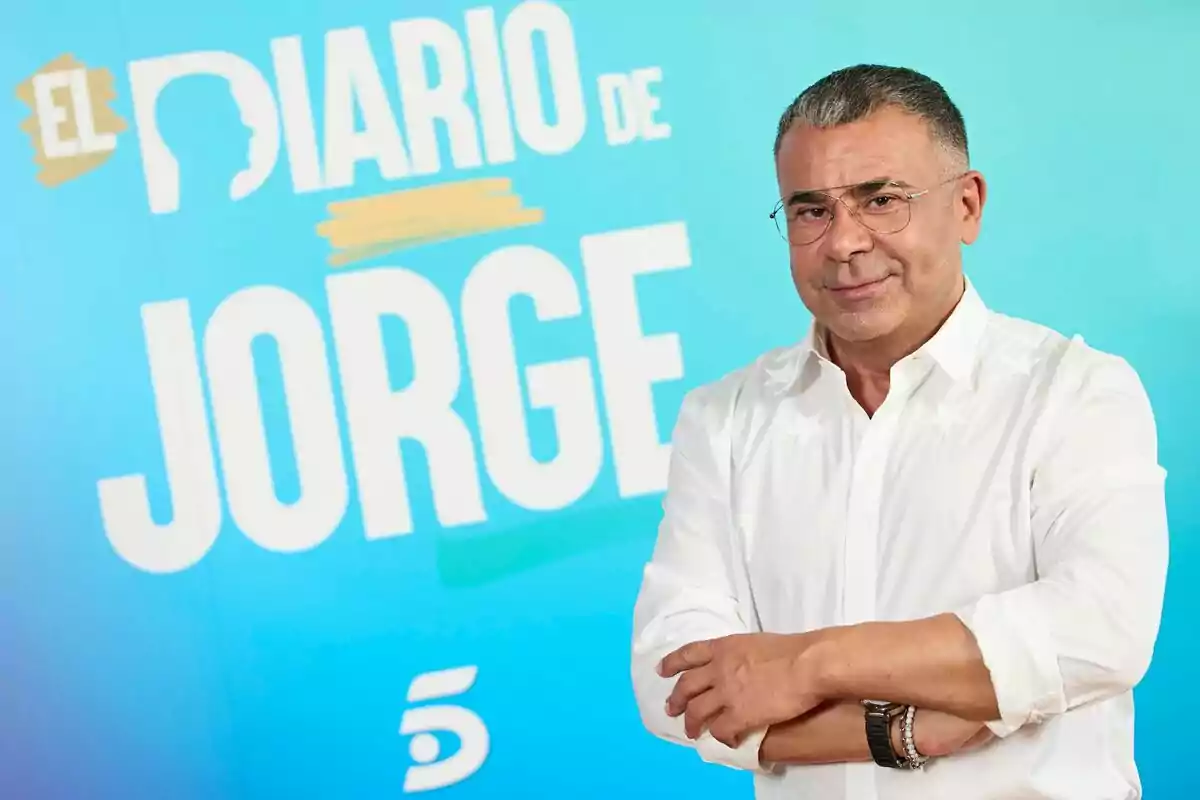 Fotografía posado de Jorge Javier Vázquez durante la presentación de El Diario de Jorge en Telecinco