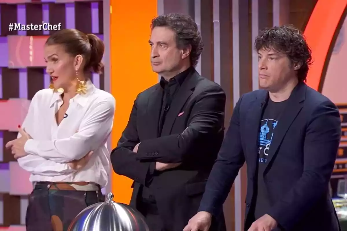 Captura de Samantha Vallejo-Nágera, Pepe Rodríguez y Jordi Cruz enfadados en MasterChef