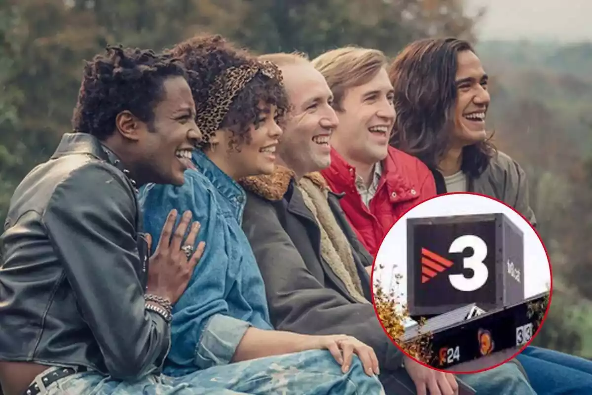 Montaje con la portada de la serie És pecat, cinco jóvenes mirando hacia la derecha y riendo, con el logo de tv3