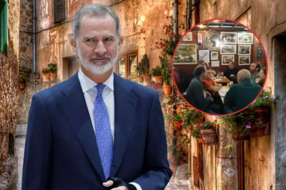 El rey Felipe VI sobre un fondo de una calle de Mallorca y a su derecha un círculo rojo con un bar lleno de clientes e imágenes