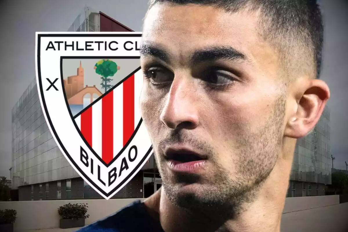 Ferran Torres mira de reojo al escudo del Athletic Club