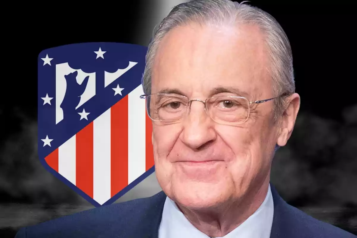 Hombre mayor con gafas y cabello canoso frente al escudo del Atlético de Madrid.