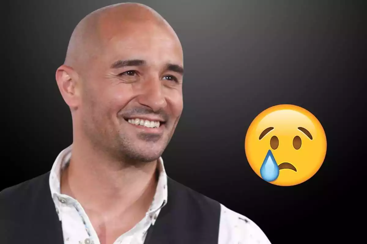 Fotomontaje del actor Alain Hernández con un emoticono con cara triste