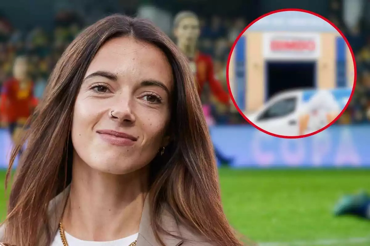 Fotomontaje de Aitana Bonmatí al frente medio sonriendo, una imagen de fondo de ella jugando con la Selección Española y una redonda roja al frente de una foto de una fábrica Bimbo y una furgoneta difuminada