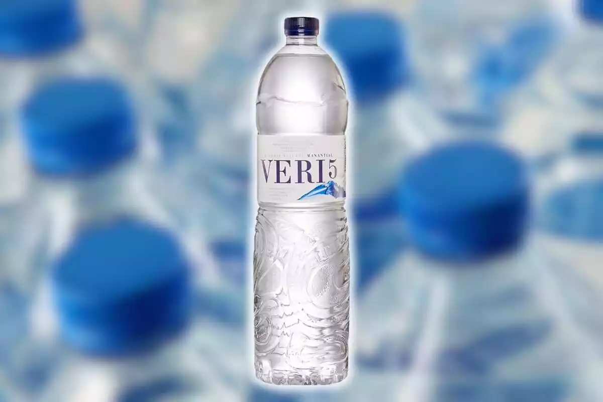 Agua mineral natural botella 2 l · SOLAN DE CABRAS · Supermercado El Corte  Inglés El Corte Inglés