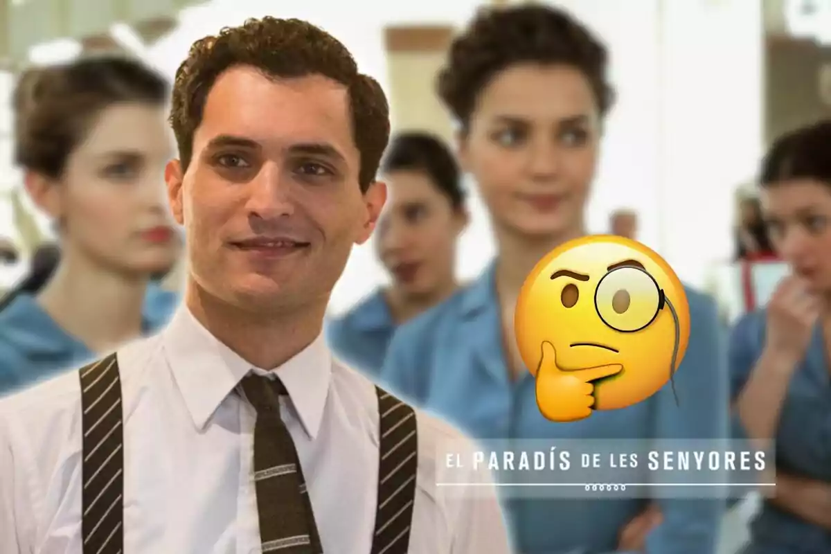 Un hombre con camisa blanca y corbata a rayas está al frente, mientras que en el fondo hay varias mujeres con uniformes azules desenfocadas; un emoji pensativo con monóculo está superpuesto en la imagen, y en la parte inferior se lee "El Paradís de les Senyores".