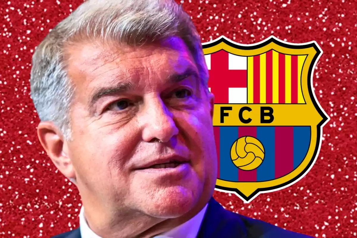 Hombre de cabello canoso con fondo rojo y el escudo del FC Barcelona.