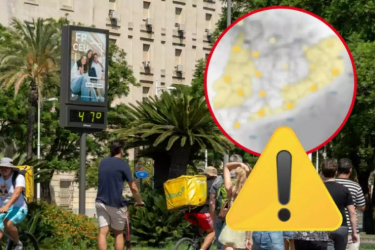 Personas caminando y en bicicleta en una calle con un termómetro que marca 47 grados y un cartel publicitario, con una advertencia de calor en la esquina superior derecha.