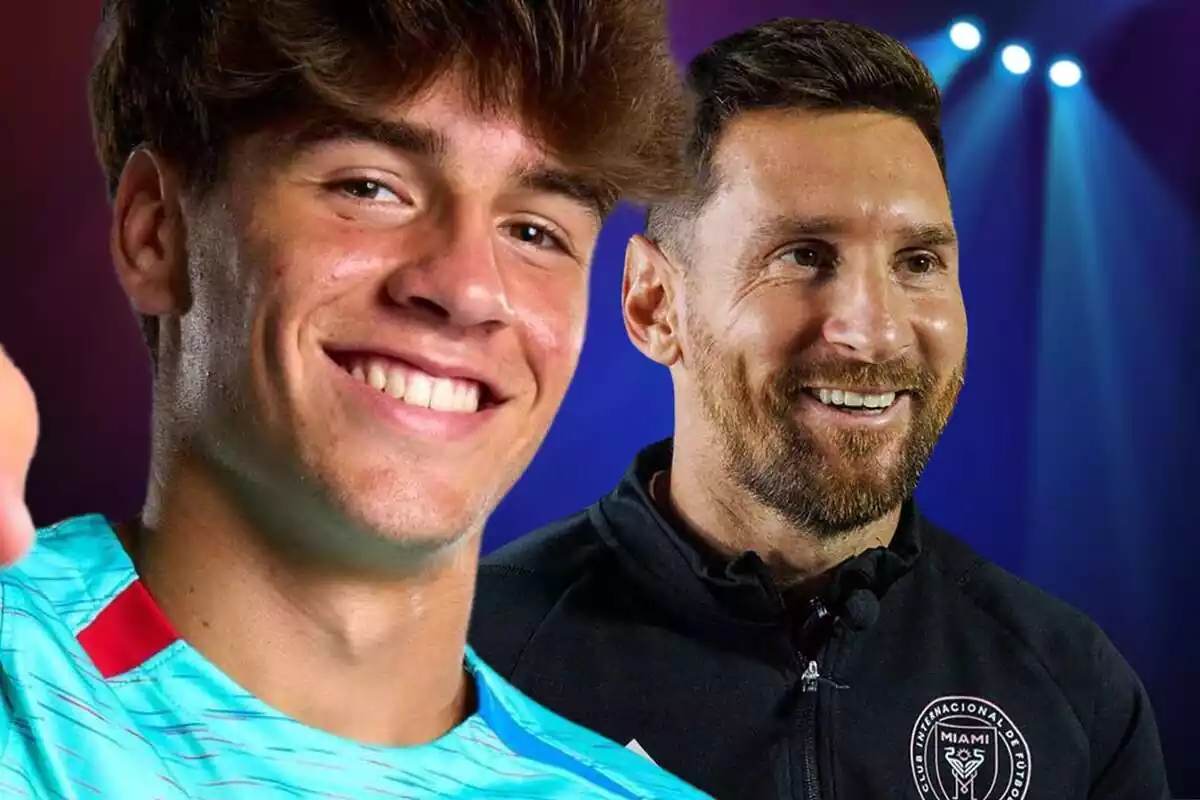 Marc Guiu con Leo Messi en una foto conjunta de los dos con una gran sonrisa