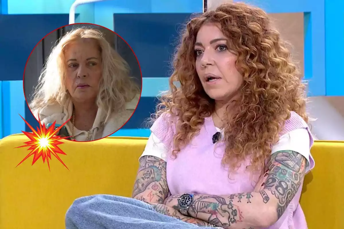 Sofía Cristo con cabello rizado y tatuajes en los brazos está sentada en un sofá amarillo, mientras que en un círculo rojo aparece Bárbara Rey con cabello rubio y expresión seria.