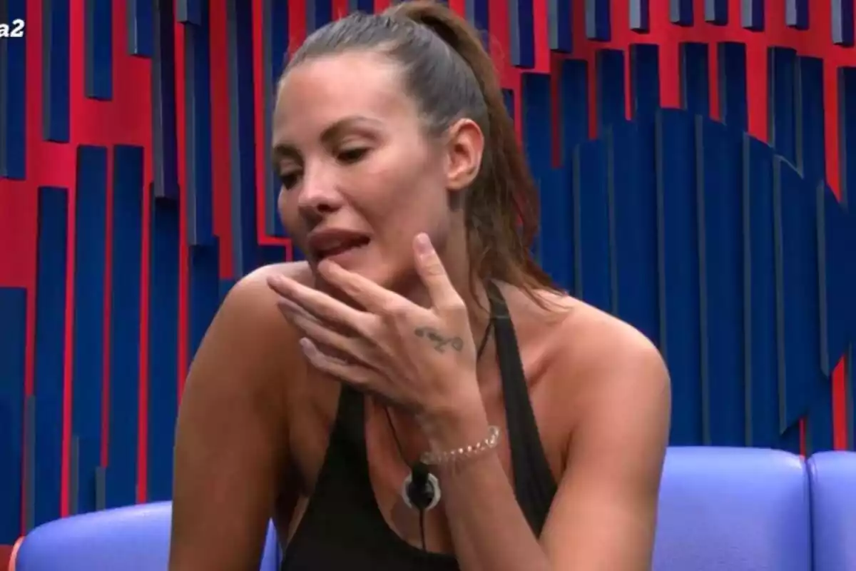 Jessica Bueno en el confesionario durante la segunda gala de GH VIP Jessica Bueno en el confesionario durante la segunda gala de GH VIP