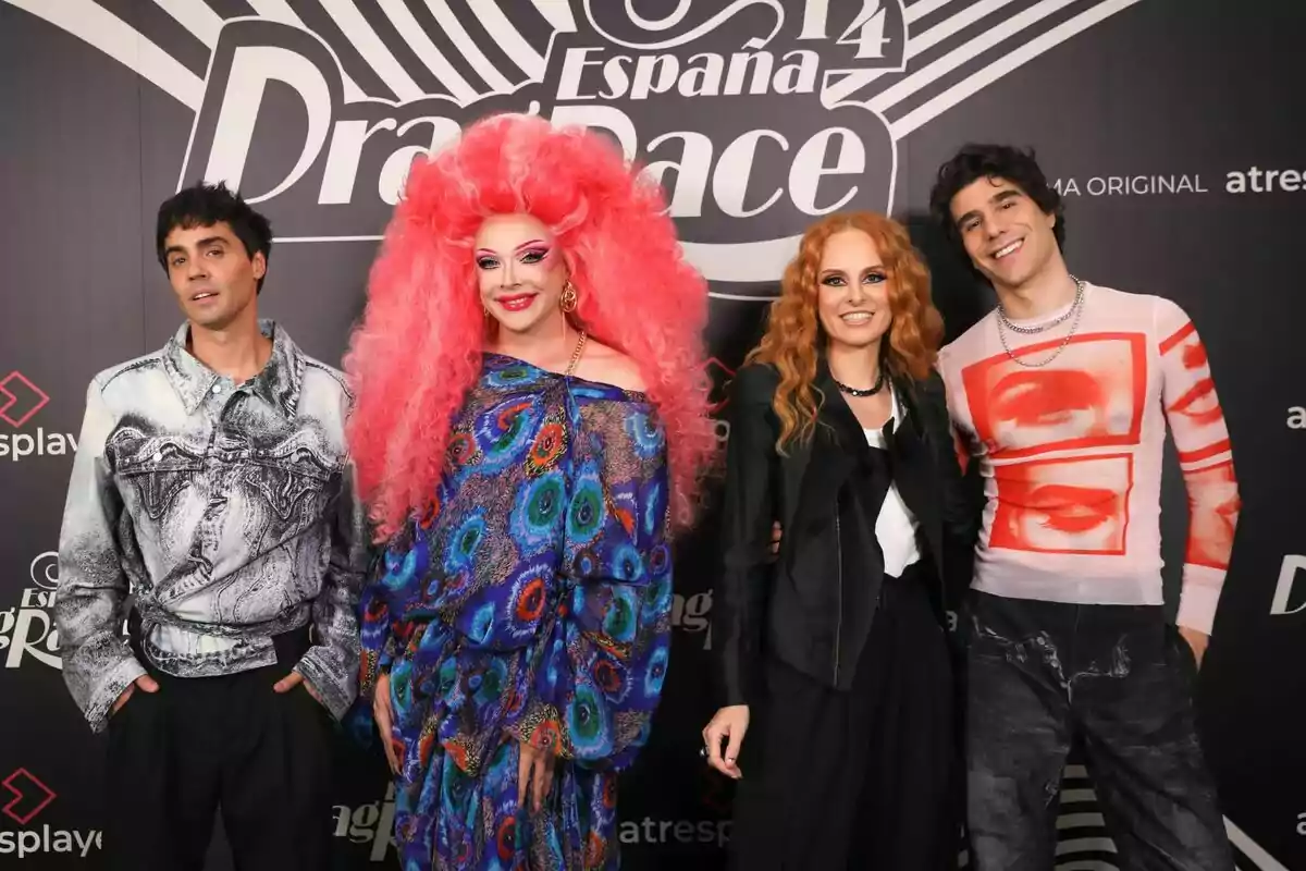 Equipo de Drag Race España en la rueda de prensa de la cuarta temporada: Javier Ambrossi, Supremme de Luxe, Ana Locking y Javier Calvo.