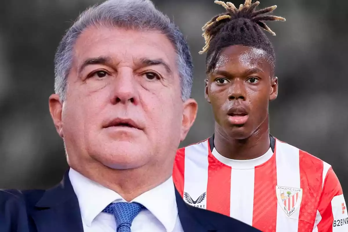 Dos hombres, uno con traje y corbata y otro con uniforme de fútbol del Athletic Club de Bilbao, posan juntos en la imagen.