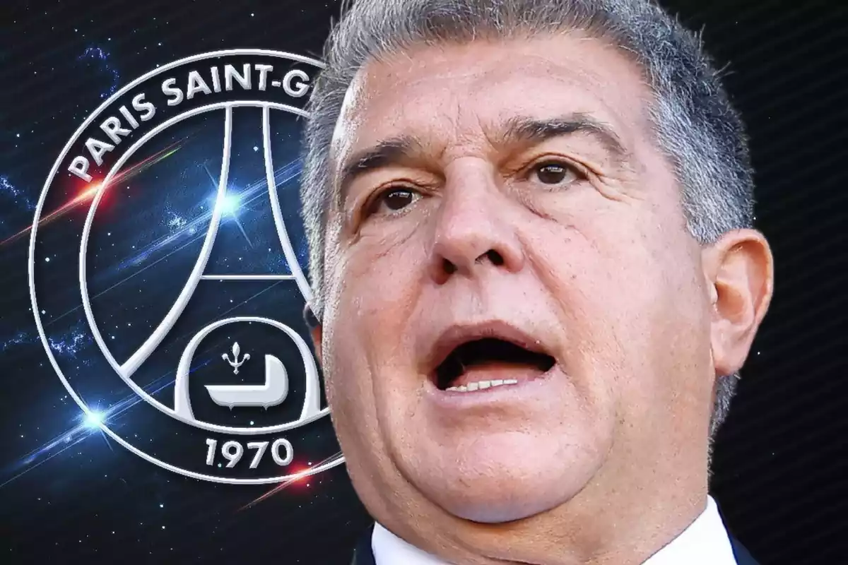 Joan Laporta con la boca abierta al lado del escudo del PSG iluminado sobre una galaxia