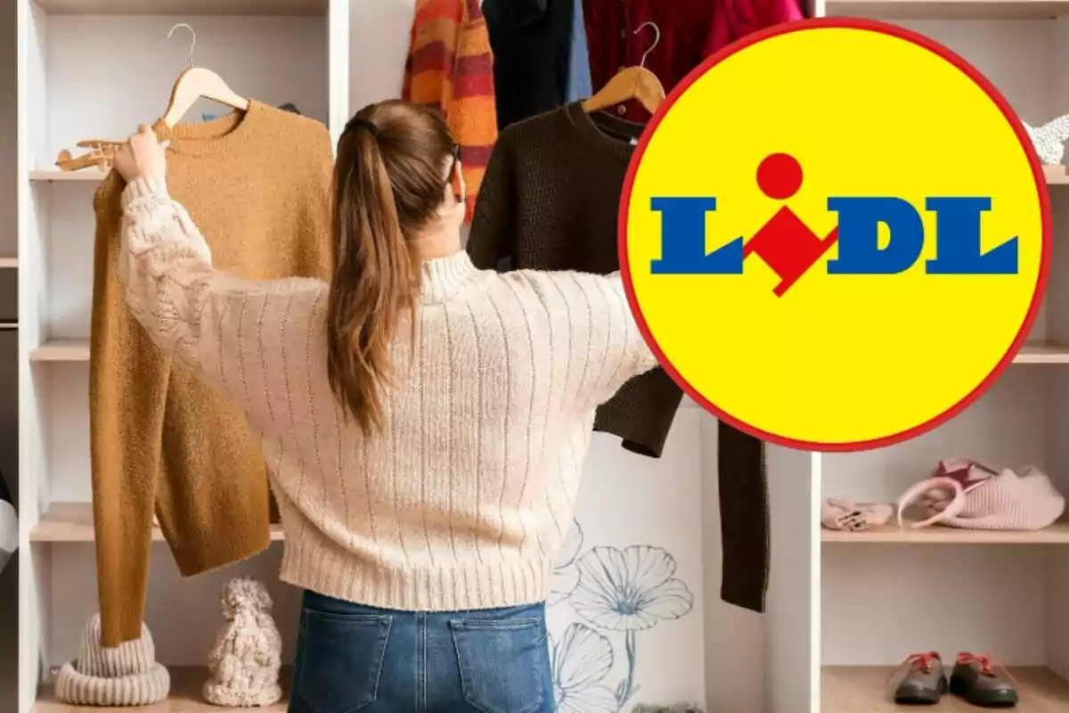 Una persona elige entre dos suéteres en un armario, con el logo de Lidl superpuesto en la imagen.