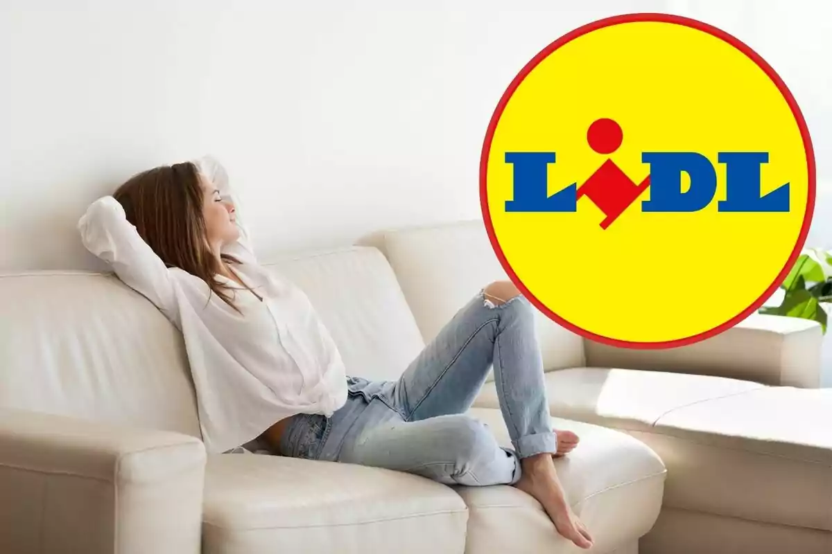 Mujer relajándose en un sofá con el logo de Lidl superpuesto.