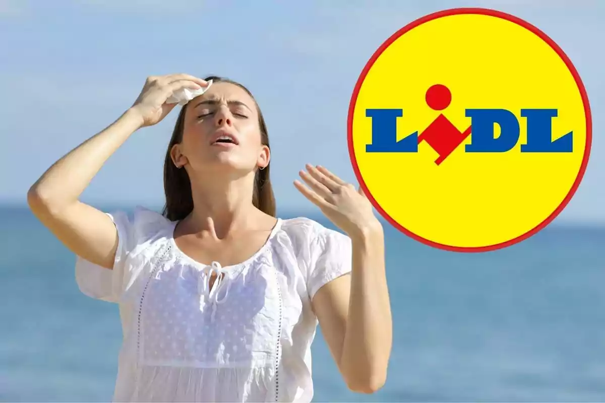 Mujer en la playa secándose el sudor con un pañuelo junto al logo de Lidl.