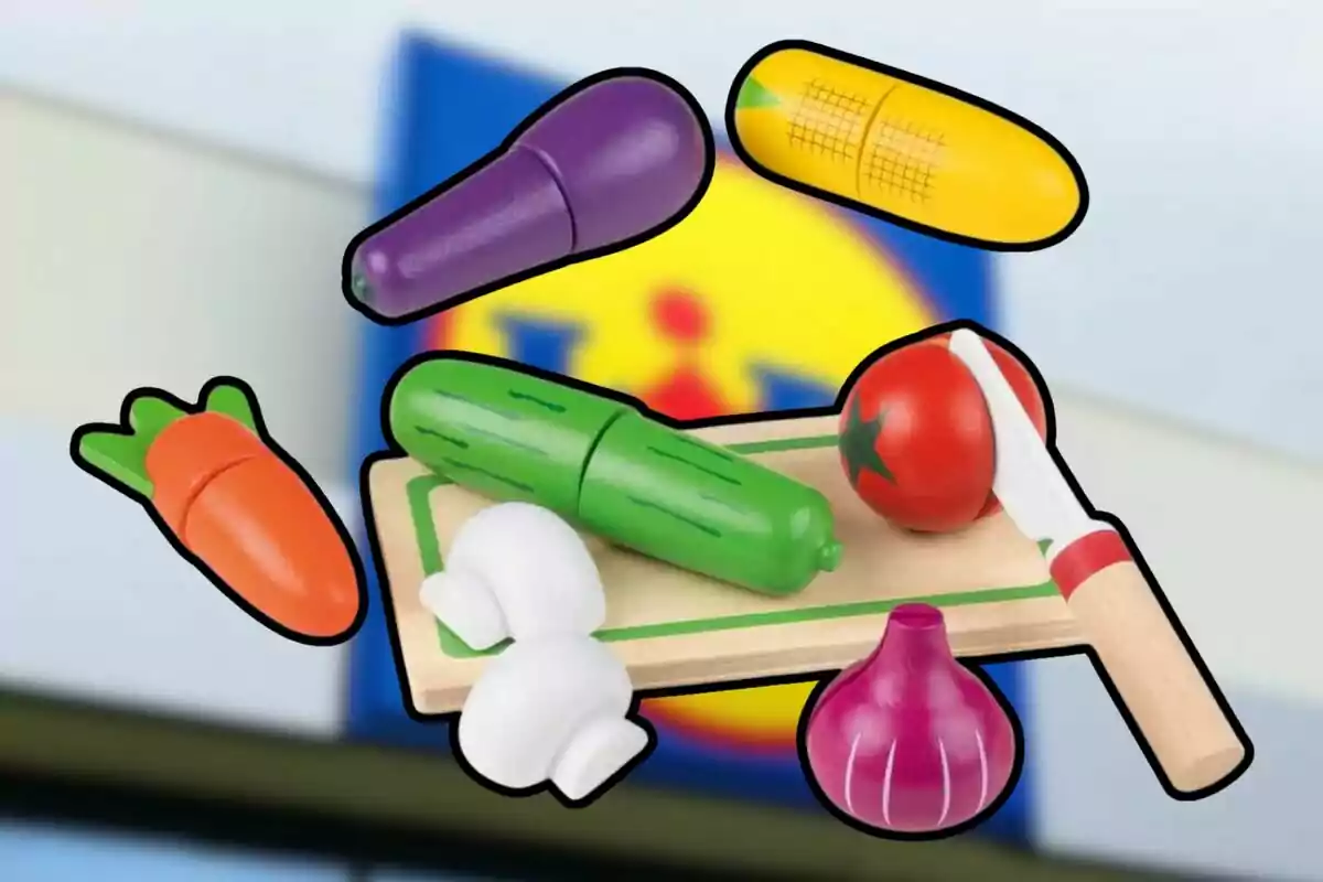 Juguetes de verduras de madera sobre una tabla de cortar con un fondo borroso de un logotipo. Juguetes de verduras de madera sobre una tabla de cortar con un fondo borroso de un logotipo.