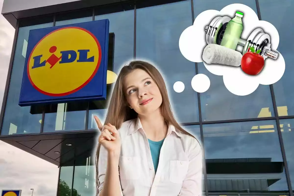 Una mujer frente a una tienda Lidl con una burbuja de pensamiento que contiene una mancuerna, una botella de agua, una toalla y una manzana.