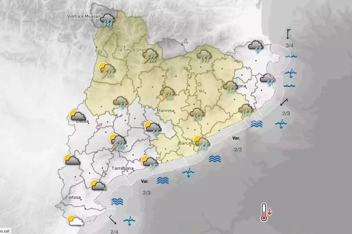 Mapa meteorológico de Cataluña mostrando diferentes condiciones climáticas en varias regiones, incluyendo lluvias, tormentas y nubes parciales. Mapa meteorológico de Cataluña mostrando diferentes condiciones climáticas en varias regiones, incluyendo lluvias, tormentas y nubes parciales.