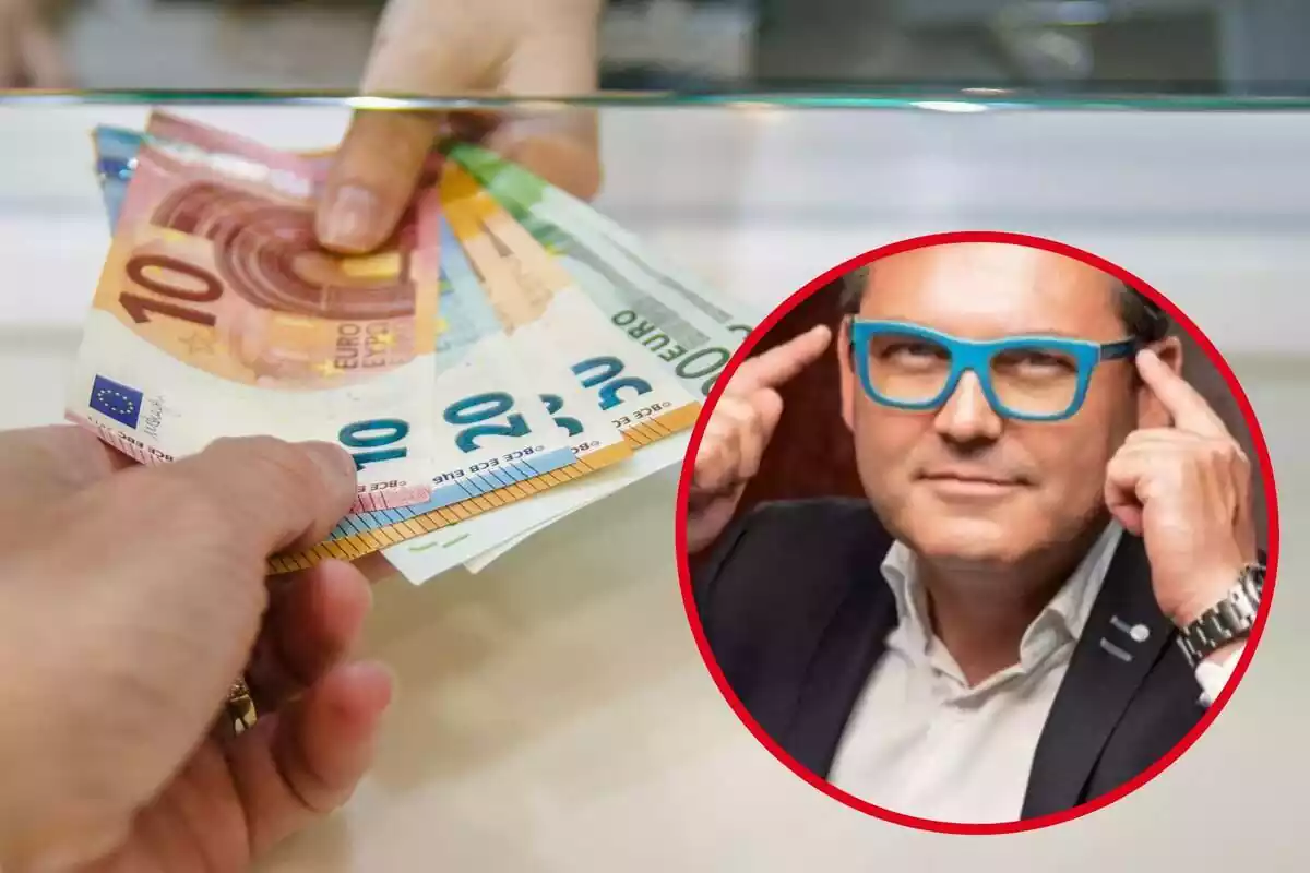 Imagen de fondo de una mano con varios billetes de euros y una imagen del economista Marc Vidal