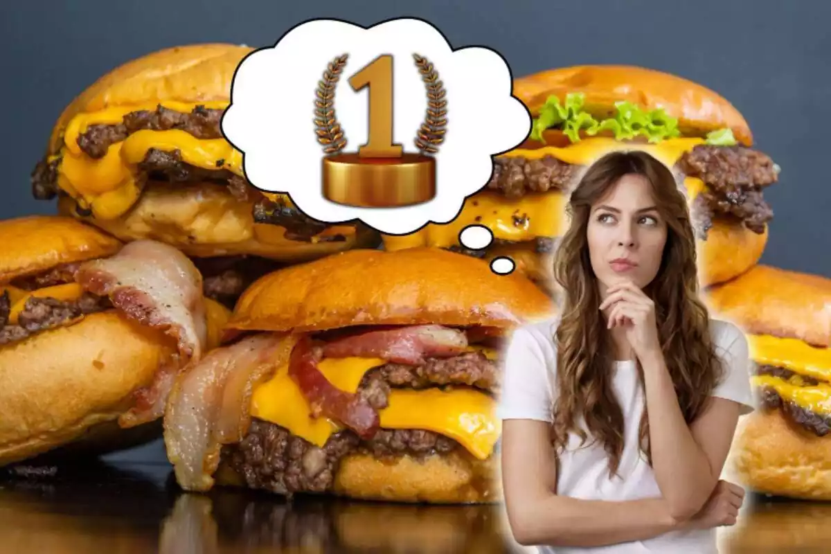 Persona pensando cuál es la mejor hamburguesa