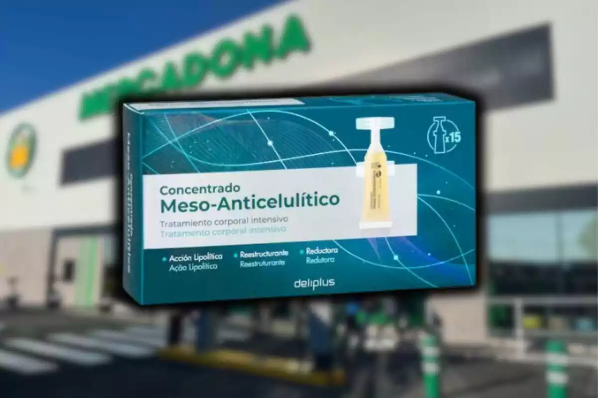 Caja de cápsulas Meso-Anticelulítico de Deliplus sobre fondo de Mercadona desenfocad Caja de cápsulas Meso-Anticelulítico de Deliplus sobre fondo de Mercadona desenfocad