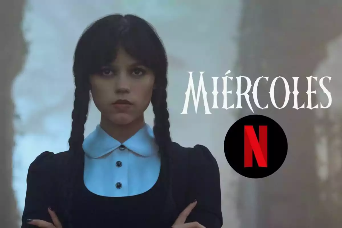 Jenna Ortega con trenzas y expresión seria viste un uniforme oscuro con cuello blanco junto al título "Miércoles" y el logotipo de Netflix.