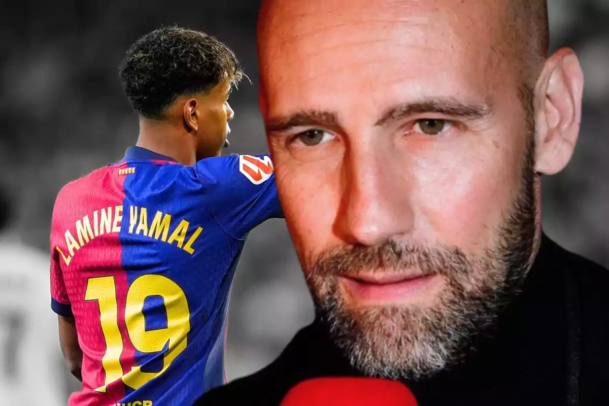 Un jugador de fútbol con el nombre "Lamine Yamal" en su camiseta y el número 19, junto a un hombre calvo con barba sosteniendo un micrófono rojo.
