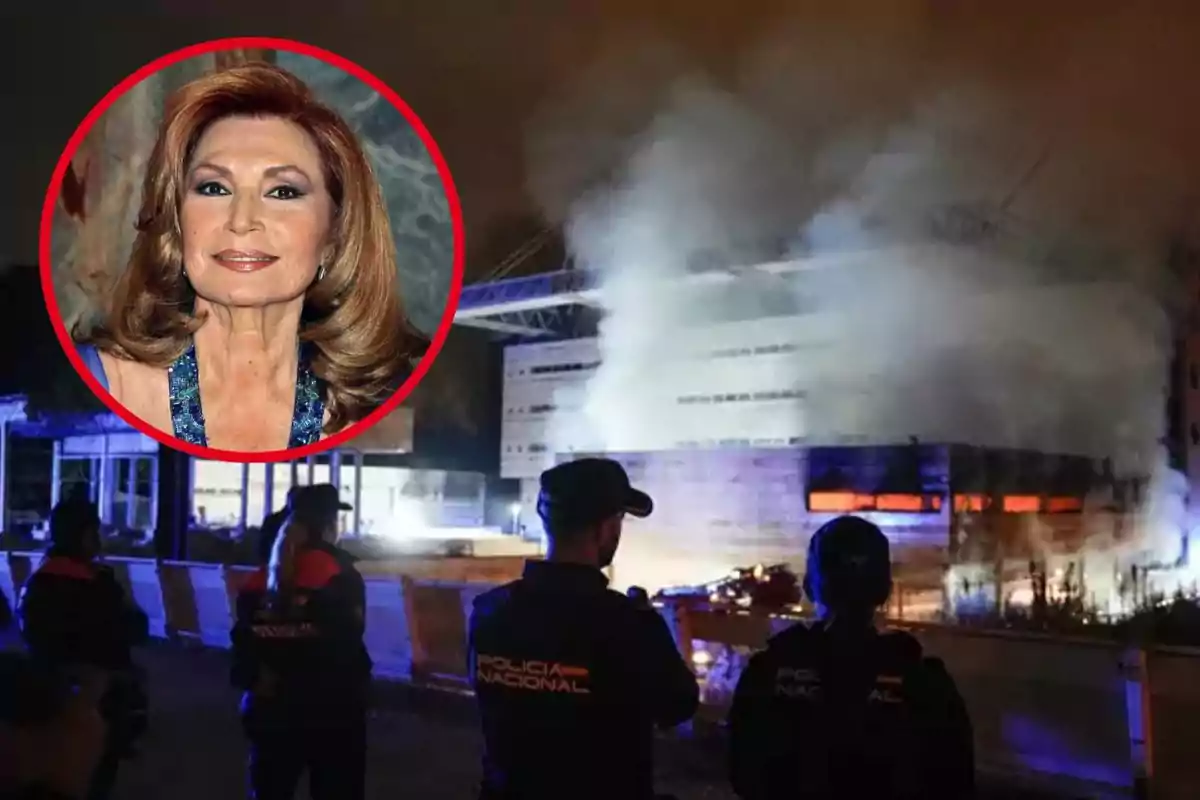 Rocío Jurado en un recuadro rojo sobre una escena nocturna con humo y policías observando un edificio.