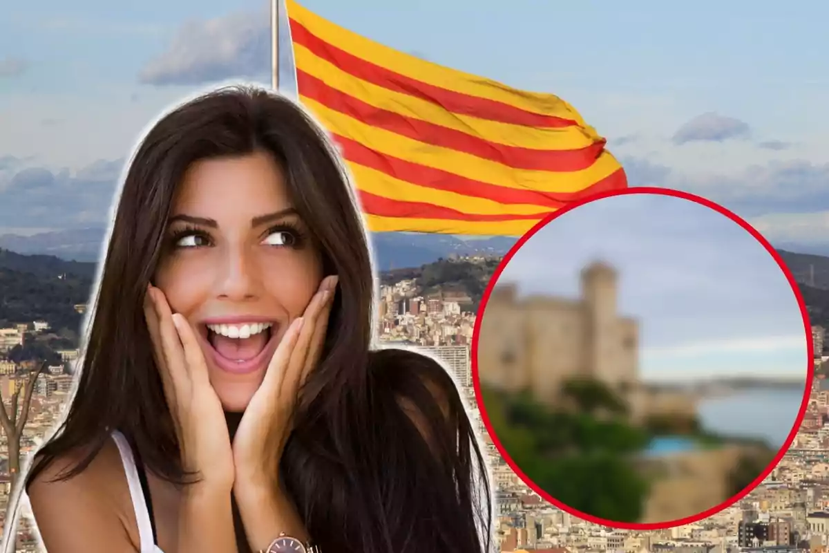 Mujer sonriente con las manos en las mejillas frente a una bandera catalana ondeando y una ciudad de fondo con un círculo rojo que contiene una imagen borrosa de un castillo.