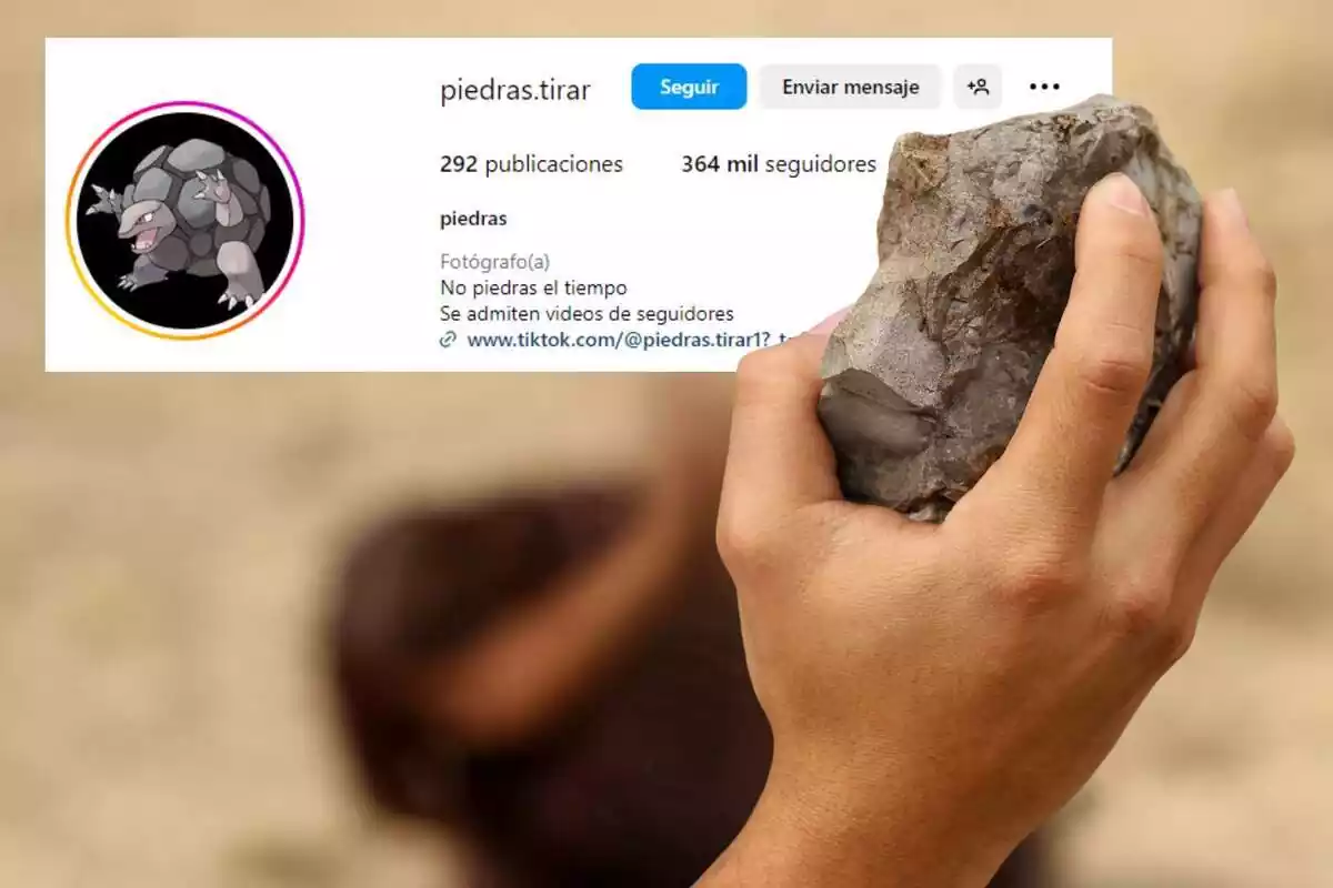 Montaje de fotos del Instagram 'piedras.tirar' y una mano agarrando una piedra