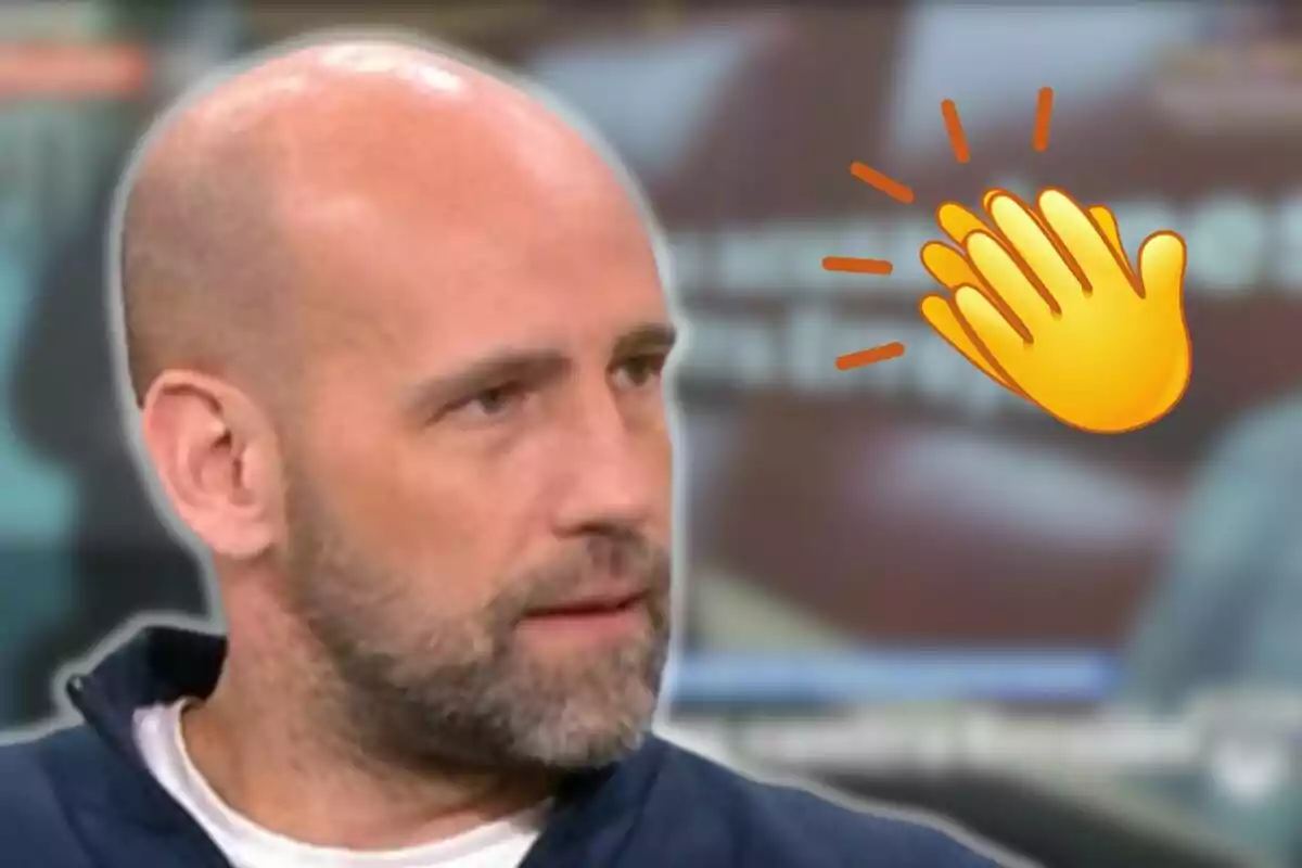 Gonzalo Miró aparece en primer plano mientras un emoji de aplauso está superpuesto en la imagen.