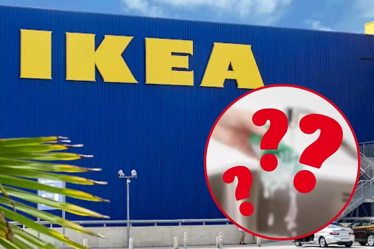 Fachada de una tienda IKEA con un círculo rojo que contiene signos de interrogación.