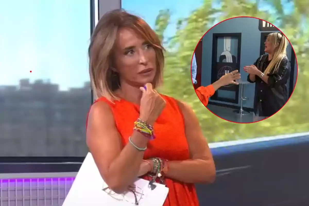 María Patiño con vestido naranja sosteniendo papeles y bolígrafo en 'Ni que fuéramos' con una imagen circular insertada mostrando a Marta Riesco conversando.